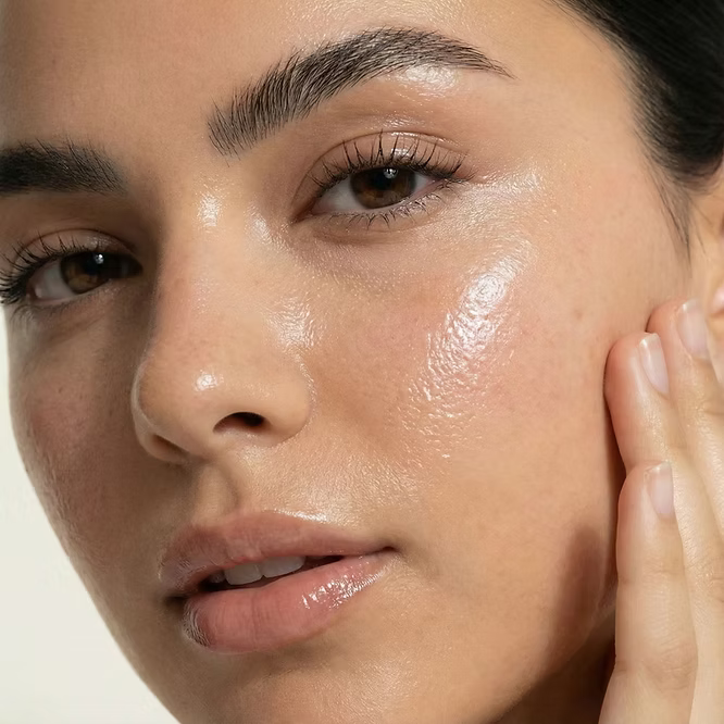 5 Ways Aloe Vera Supports Healthy, Glowing Skin