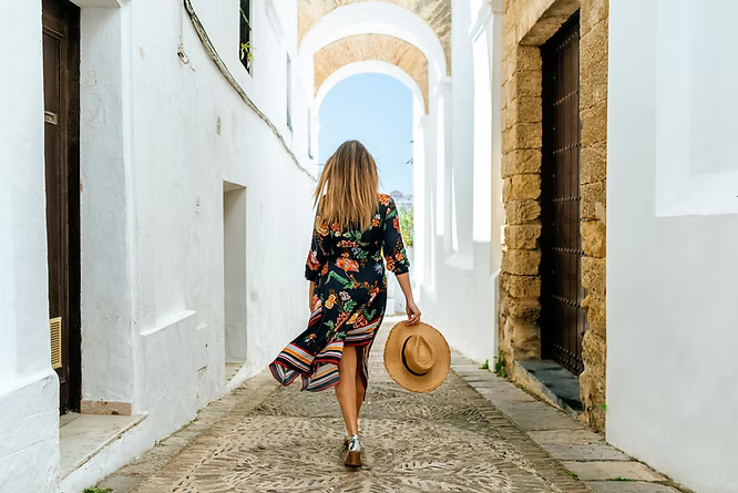 Summer Relief, Naturally: Why Aloe Vera Is Your Skin and Hair Hero